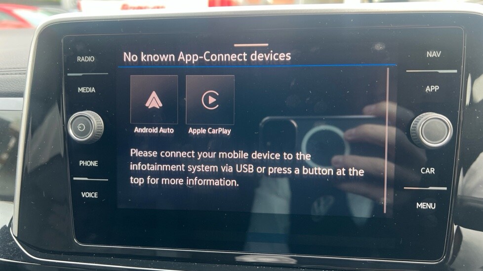 Used Volkswagen T-Roc 2025 for sale - 76328265: Photo 23