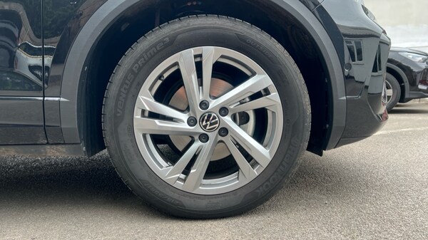 Used Volkswagen T-Roc 2025 for sale - 75495602: Photo 18