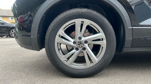 Used Volkswagen T-Roc 2025 for sale - 75495602: Photo 5