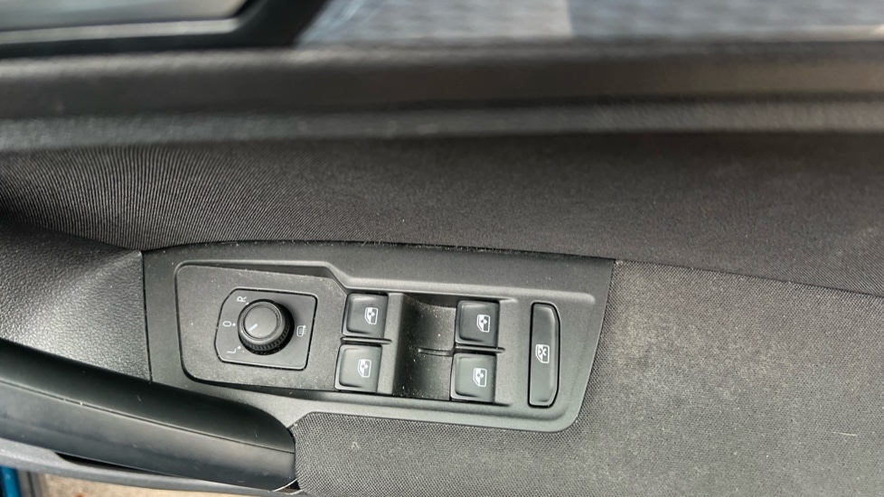 Used Volkswagen Tiguan 2022 for sale - 76447307: Photo 37