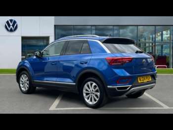 Used Volkswagen T-Roc 2024 for sale - 74932718: Photo