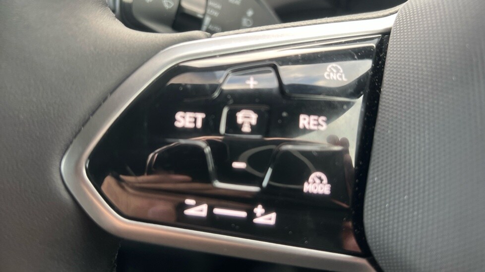 Used Volkswagen ID.4 2025 for sale - 76927822: Photo 31