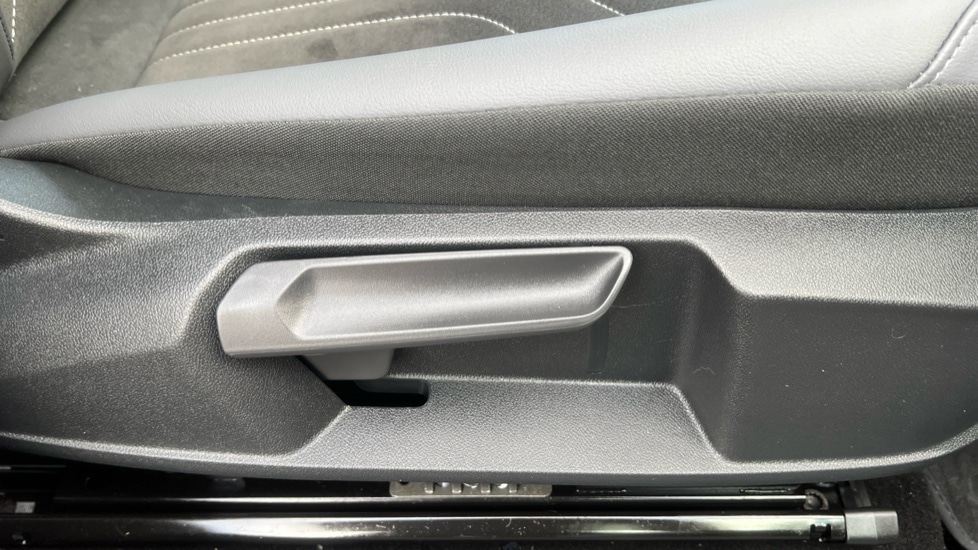 Used Volkswagen ID.4 2025 for sale - 76927822: Photo 40