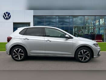 Used Volkswagen Polo 2024 for sale - 76894792: Photo