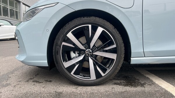 Used Volkswagen Golf 2025 for sale - 75522271: Photo 18