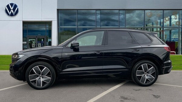 Used Volkswagen Touareg 2025 for sale - 75595723: Photo 9