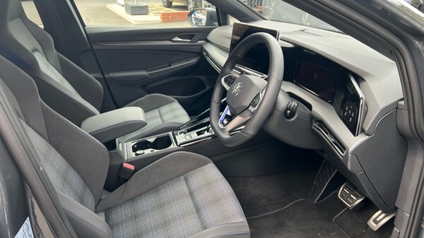 Used Volkswagen Golf 2025 for sale - 75522094: Photo 26