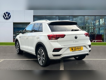 Used Volkswagen T-Roc 2021 for sale - 76552385: Photo