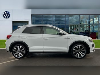 Used Volkswagen T-Roc 2021 for sale - 76552385: Photo