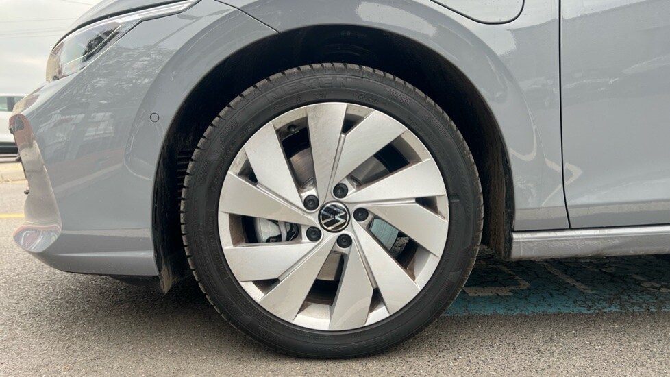 Used Volkswagen Golf 2025 for sale - 76328257: Photo 18