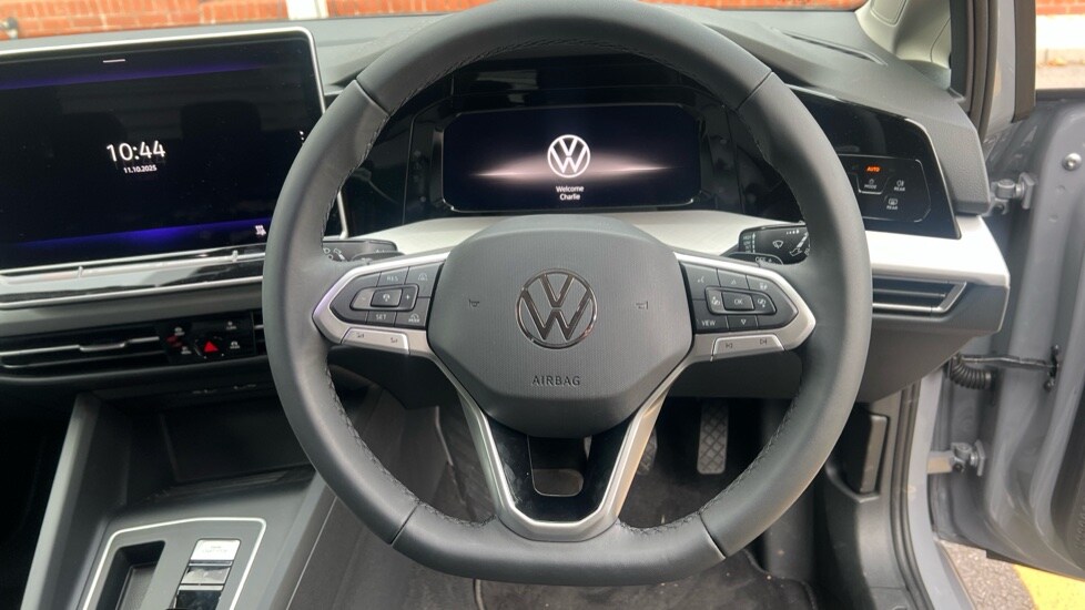 Used Volkswagen Golf 2025 for sale - 76328257: Photo 27