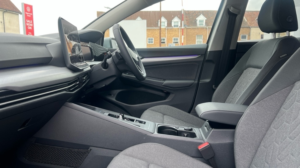 Used Volkswagen Golf 2025 for sale - 76328257: Photo 28