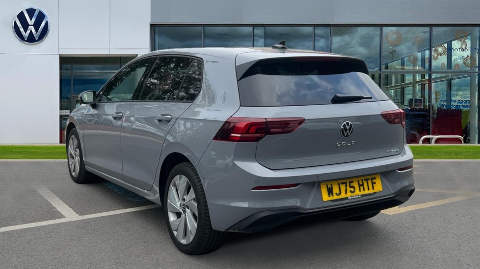 Used Volkswagen Golf 2025 for sale - 76328257: Photo 3