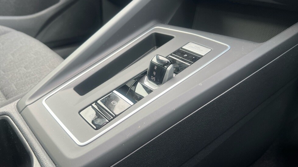 Used Volkswagen Golf 2025 for sale - 76328257: Photo 35