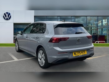 Used Volkswagen Golf 2025 for sale - 76328257: Photo 3