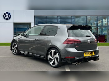 Used Volkswagen Golf 2019 for sale - 75547533: Photo