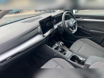 Used Volkswagen Golf 2024 for sale - 75796821: Photo