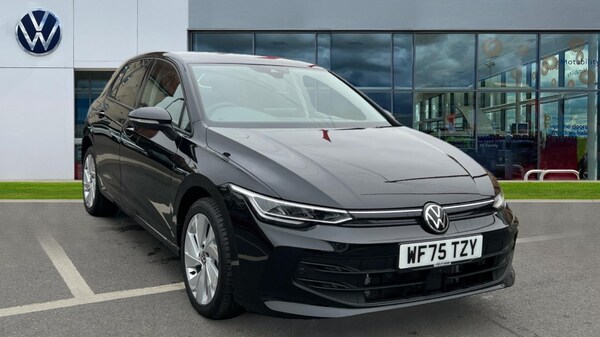 Used Volkswagen Golf 2025 for sale - 76328180: Photo 1