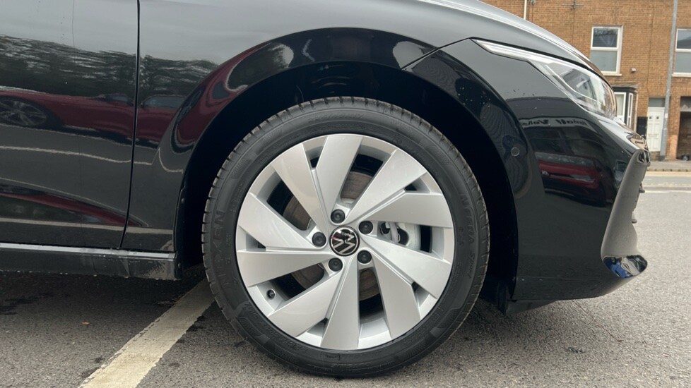 Used Volkswagen Golf 2025 for sale - 76328180: Photo 20