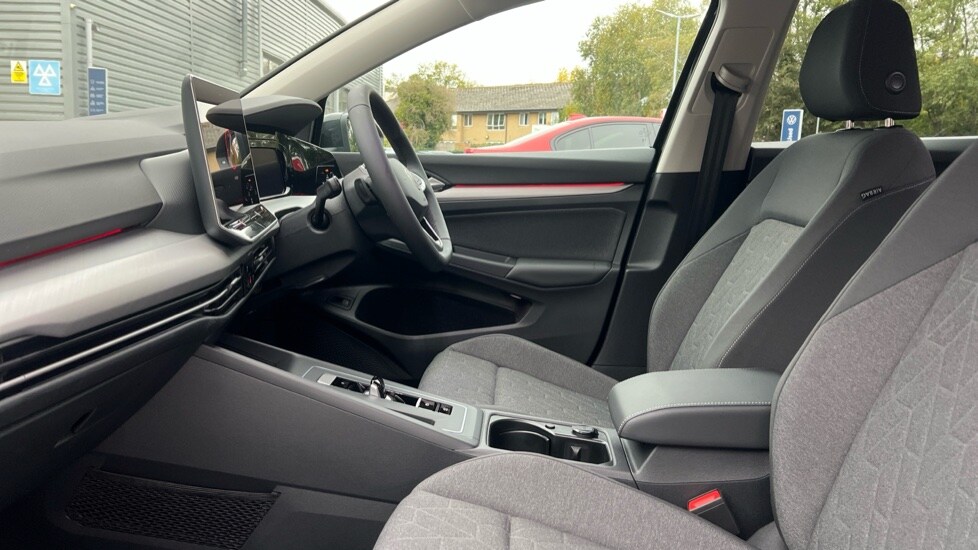 Used Volkswagen Golf 2025 for sale - 76328180: Photo 28