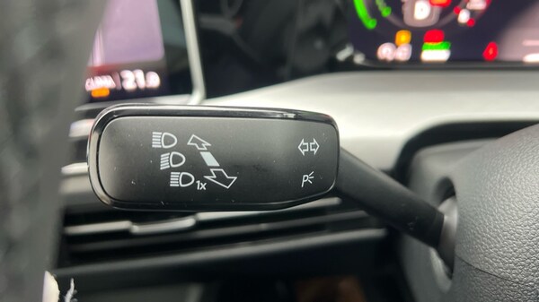 Used Volkswagen Golf 2025 for sale - 76328180: Photo 33