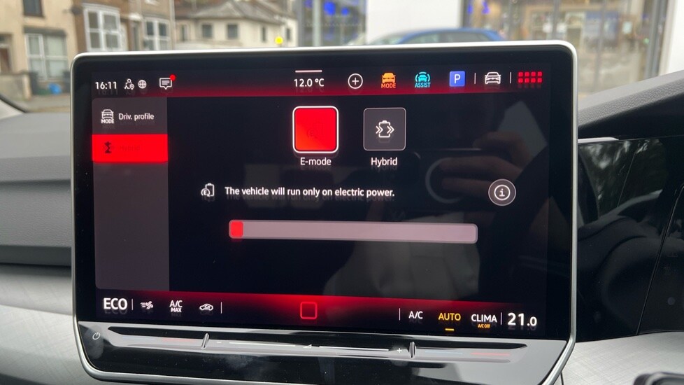 Used Volkswagen Golf 2025 for sale - 76328180: Photo 48