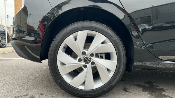 Used Volkswagen Golf 2025 for sale - 76328180: Photo 5