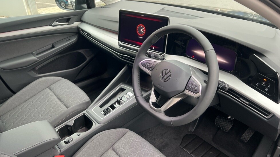 Used Volkswagen Golf 2025 for sale - 76328180: Photo 6