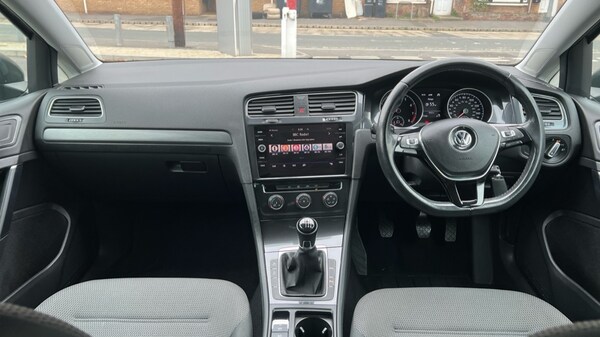 Used Volkswagen Golf 2019 for sale - 76112059: Photo 12