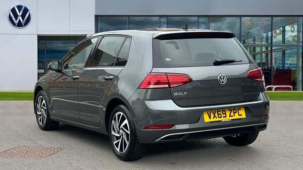 Used Volkswagen Golf 2019 for sale - 76112059: Photo 3