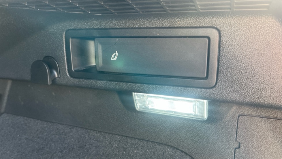 Used Volkswagen Tiguan 2023 for sale - 76130518: Photo 43