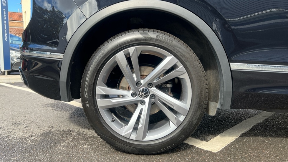Used Volkswagen Tiguan 2023 for sale - 76130518: Photo 5