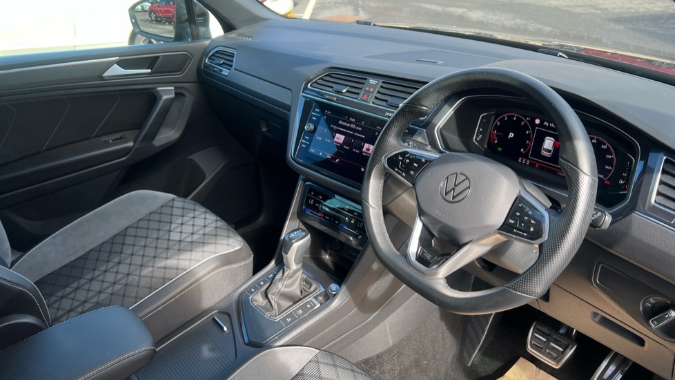 Used Volkswagen Tiguan 2023 for sale - 76130518: Photo 6