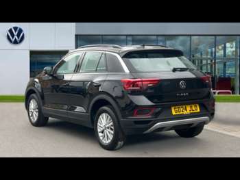 Used Volkswagen T-Roc 2024 for sale - 74663557: Photo