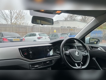 Used Volkswagen Polo 2021 for sale - 76533873: Photo