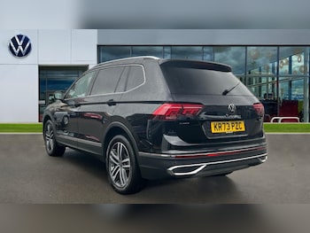 Used Volkswagen Tiguan Allspace 2023 for sale - 75254700: Photo