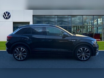 Used Volkswagen T-Roc 2020 for sale - 76523466: Photo