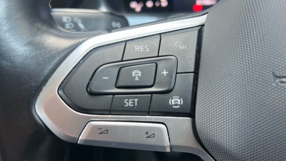 Used Volkswagen T-Cross 2022 for sale - 76021915: Photo 31