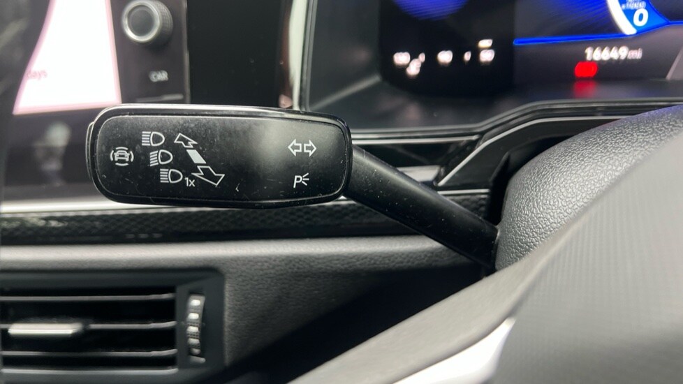 Used Volkswagen Polo 2023 for sale - 76092051: Photo 32