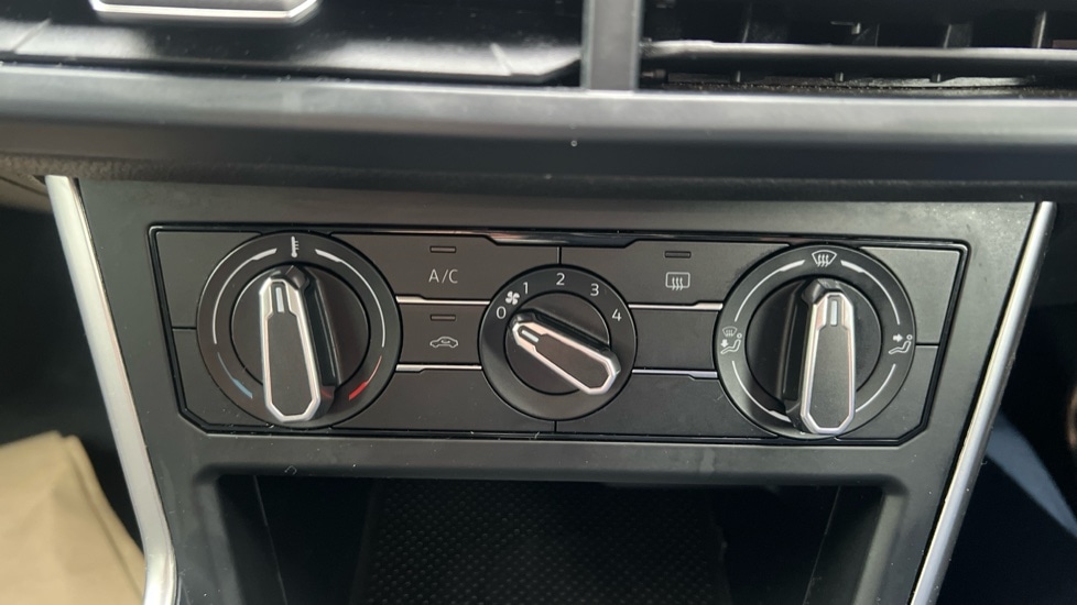 Used Volkswagen Polo 2023 for sale - 76092051: Photo 33