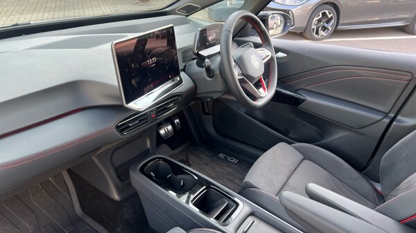Used Volkswagen ID.3 2025 for sale - 76328328: Photo 2