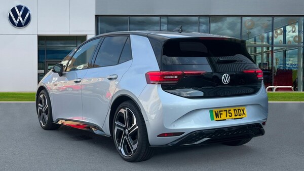 Used Volkswagen ID.3 2025 for sale - 76328328: Photo 3