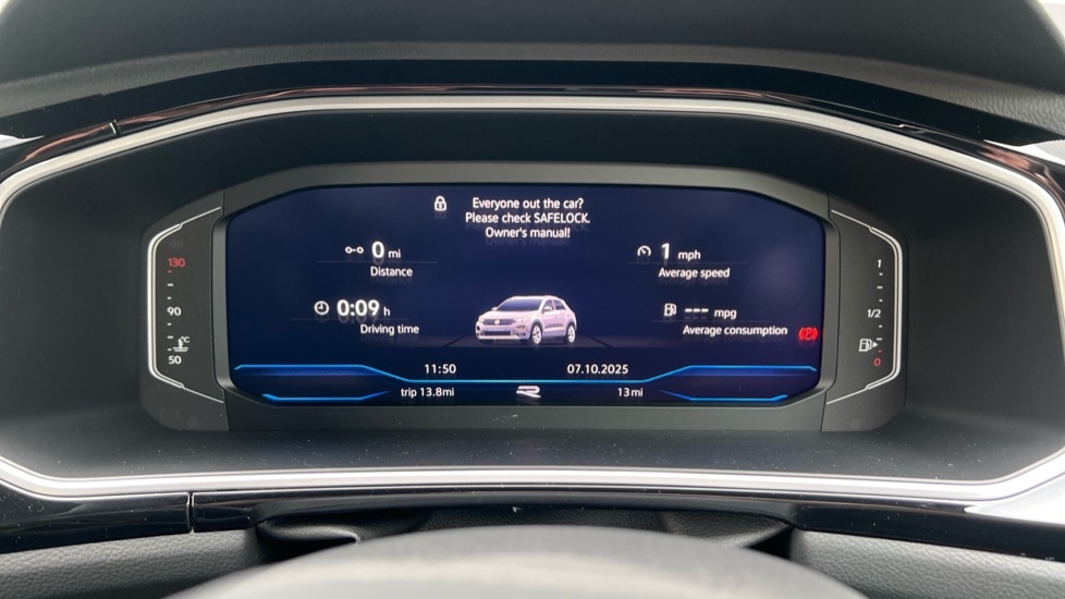 Used Volkswagen T-Roc 2025 for sale - 76328298: Photo 14