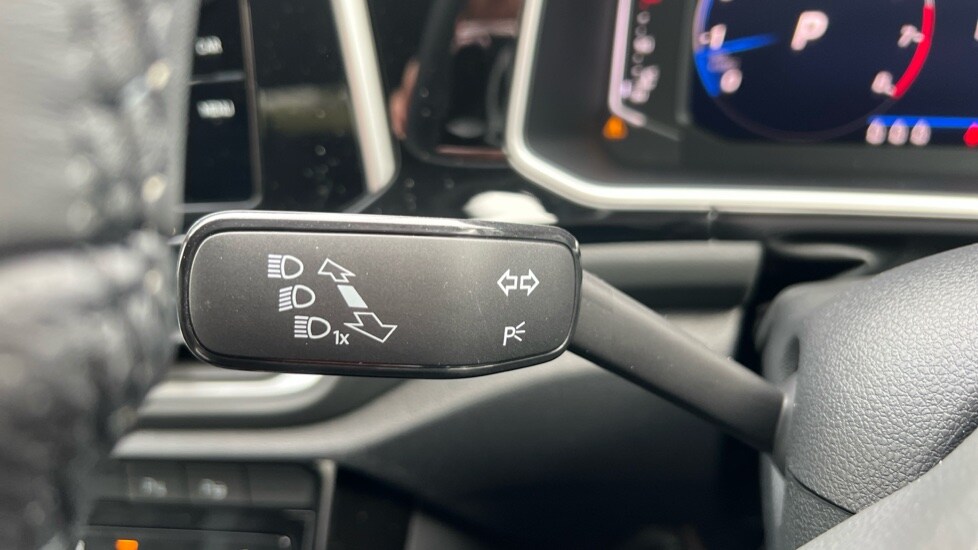 Used Volkswagen T-Roc 2025 for sale - 76328298: Photo 33