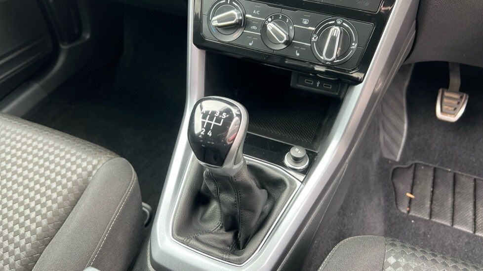 Used Volkswagen T-Cross 2022 for sale - 76067096: Photo 36
