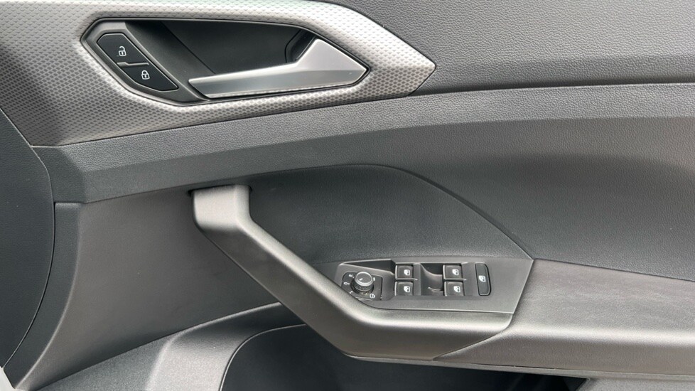 Used Volkswagen T-Cross 2022 for sale - 76067096: Photo 37
