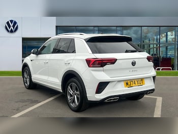 Used Volkswagen T-Roc 2024 for sale - 75648417: Photo