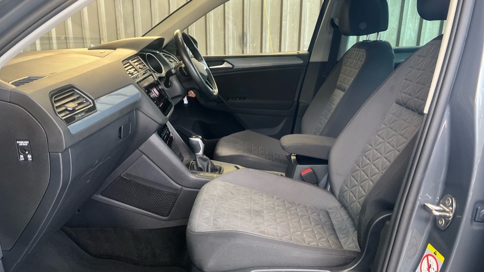 Used Volkswagen Tiguan 2022 for sale - 76609475: Photo 28
