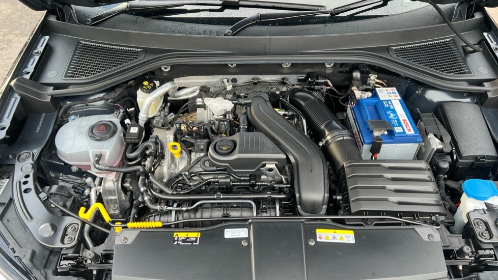 Used Volkswagen T-Roc 2022 for sale - 76533720: Photo 17