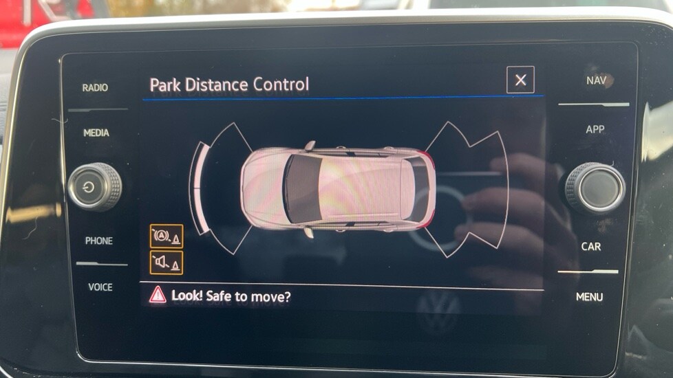 Used Volkswagen T-Roc 2022 for sale - 76533720: Photo 25